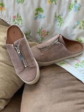 Frye Dusty Rose Suede Zip-Front Slide Mules